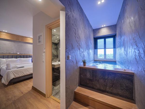 Anixi Hotel by AP : photo 10 de la chambre suite with hot tub & mountain view