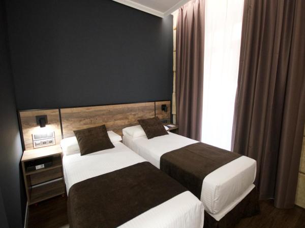 Hotel BH San Francisco Alicante : photo 1 de la chambre chambre lits jumeaux plus - vue sur ville