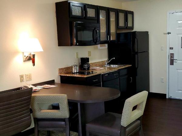 Candlewood Suites Houston Medical Center, an IHG Hotel : photo 8 de la chambre studio lit queen-size - accessible aux personnes à mobilité réduite