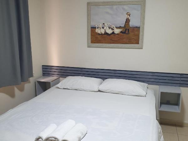 Stad Pansiyon AİLE : photo 3 de la chambre chambre double