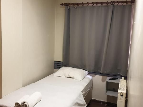 Stad Pansiyon AİLE : photo 4 de la chambre chambre simple