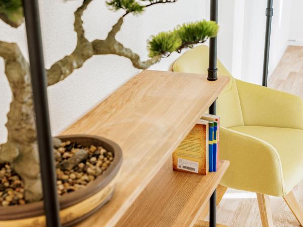 EH Apartments Jupiter : photo 6 de la chambre suite supérieure lit king-size