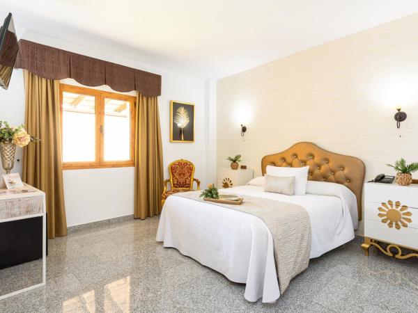 Hotel Plaza Del Castillo : photo 10 de la chambre chambre double