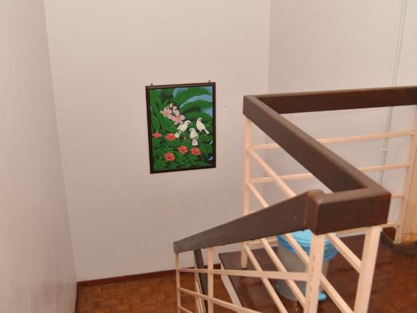 3 Little Birds Home, 100meter to JonkerWalk : photo 1 de la chambre chambre familiale