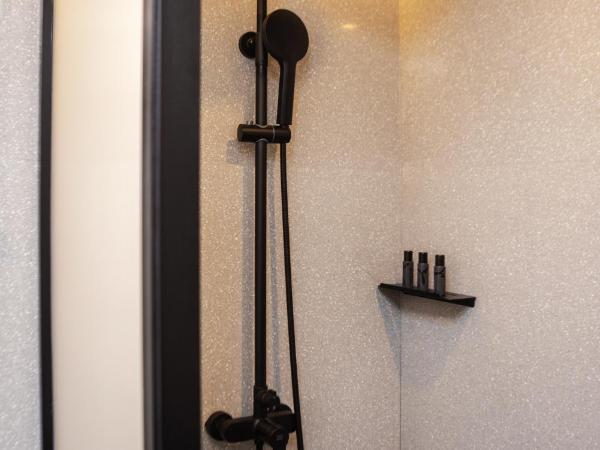 Mia Hotel - Shanghai Shaanxi South Road : photo 1 de la chambre hébergement premium avec lit queen-size