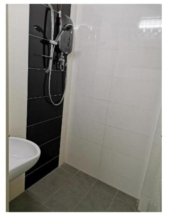 G Fortune Guest House Victoria Green : photo 5 de la chambre chambre double avec salle de bains privative