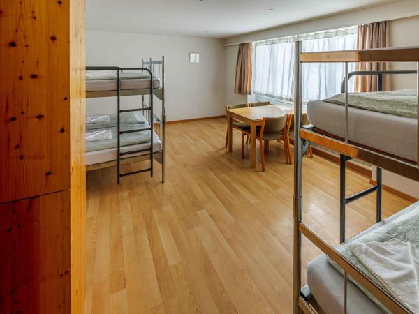 Engelberg Youth Hostel : photo 6 de la chambre dortoir mixte de 6 lits