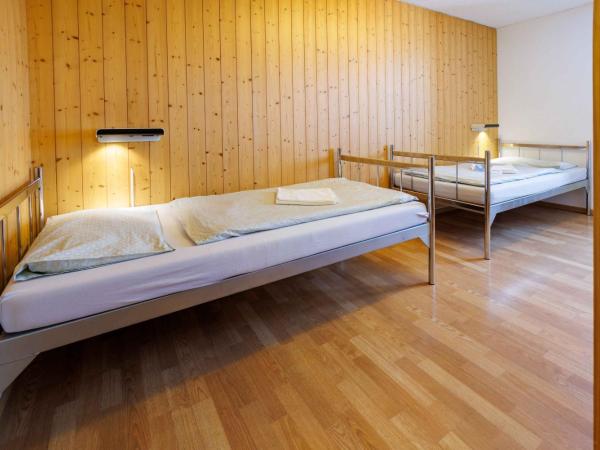 Engelberg Youth Hostel : photo 3 de la chambre chambre simple avec douche 