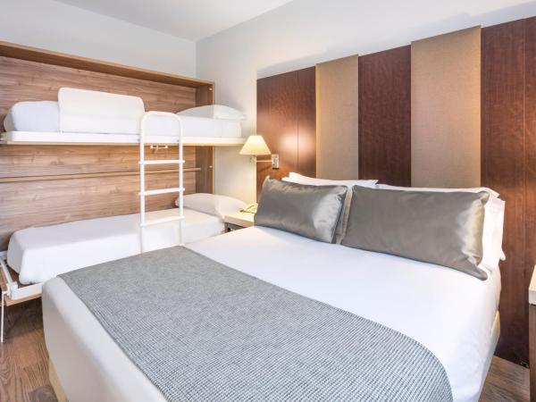 Catalonia El Retiro : photo 2 de la chambre chambre familiale