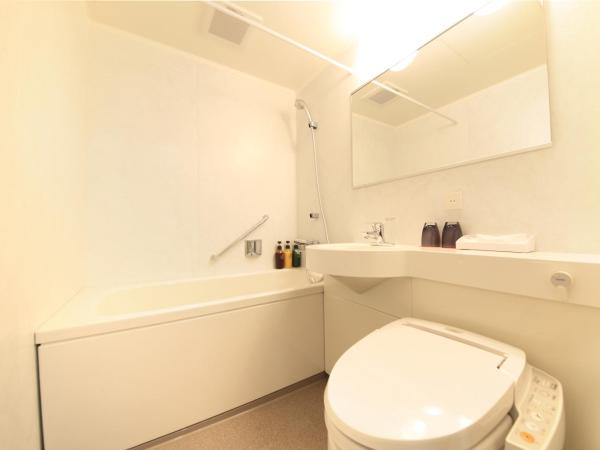 Vessel Inn Sapporo Nakajima Park : photo 4 de la chambre petite chambre double - non-fumeurs