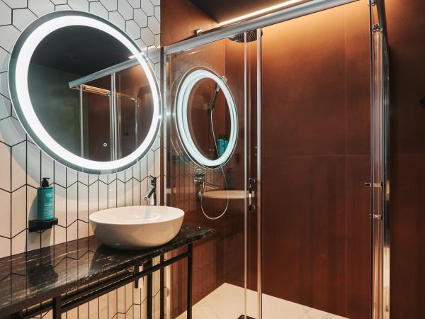 Stay inn Hotel Warszawa : photo 4 de la chambre chambre lit king-size supérieure