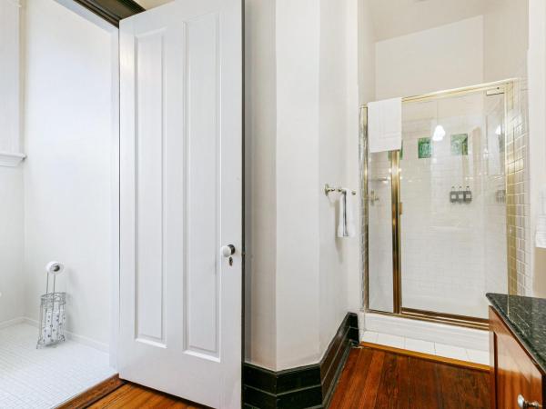 Canal Street Inn : photo 4 de la chambre chambre lit queen-size deluxe