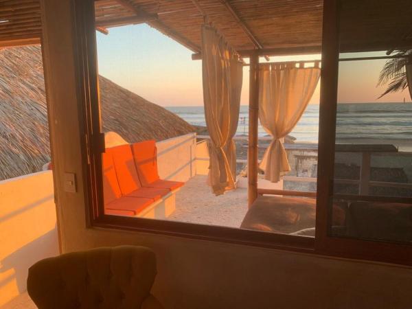 Casa de las Olas Surf & Beach Club : photo 2 de la chambre chambre double deluxe avec balcon - vue sur mer
