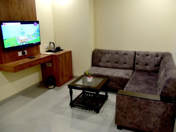 Hotel Aarna : photo 5 de la chambre suite familiale