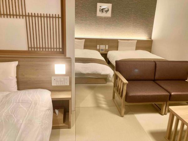 Dormy Inn Premium Ginza : photo 8 de la chambre chambre triple avec terrasse