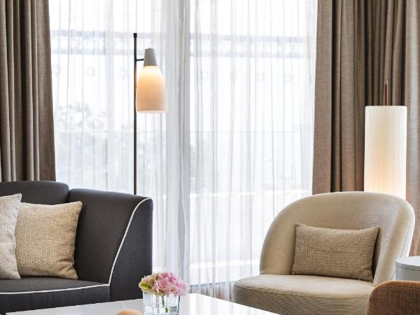 Hyatt Regency Lisbon : photo 10 de la chambre suite d'angle lit queen-size premium - vue sur rivière