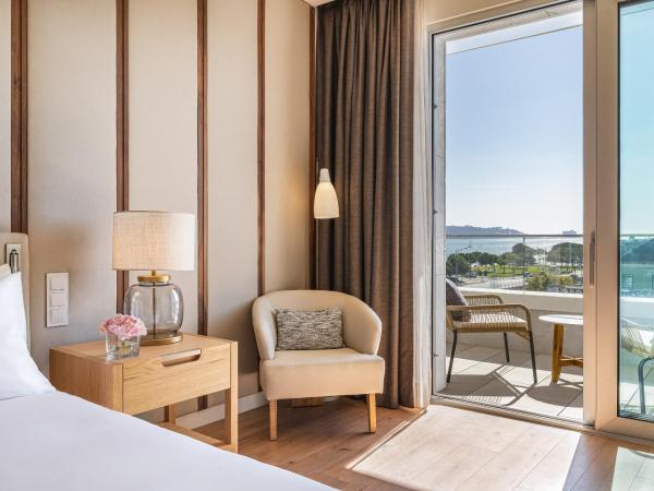 Hyatt Regency Lisbon : photo 9 de la chambre chambre lit queen-size standard - vue sur rivière
