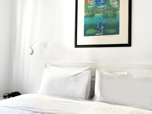 Petek Pansiyon Fenerbahce Kadikoy : photo 1 de la chambre appartement - vue sur jardin