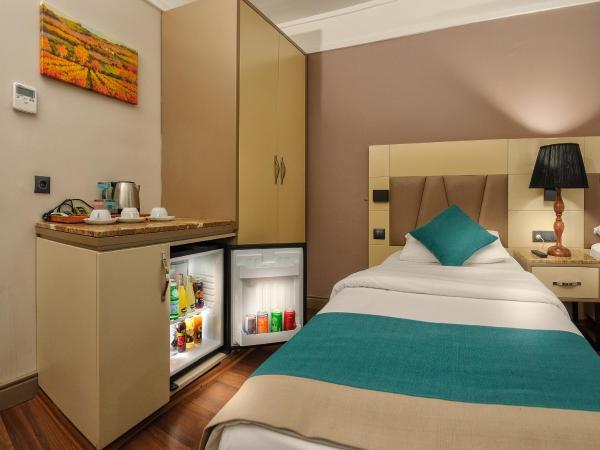 Hotel Bossuite Kadikoy : photo 5 de la chambre chambre double standard