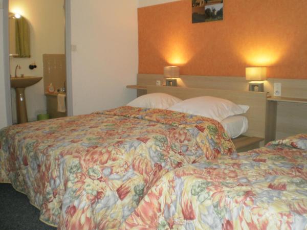 Hotel De La Gare : photo 1 de la chambre chambre triple