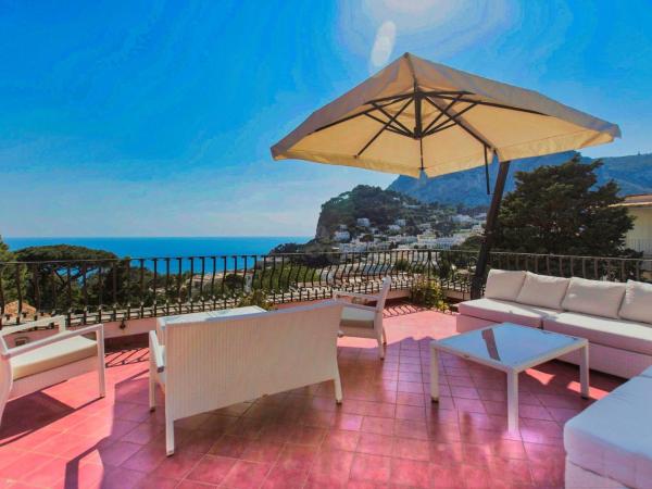 Villa Silia : photo 5 de la chambre suite avec balcon - vue sur mer