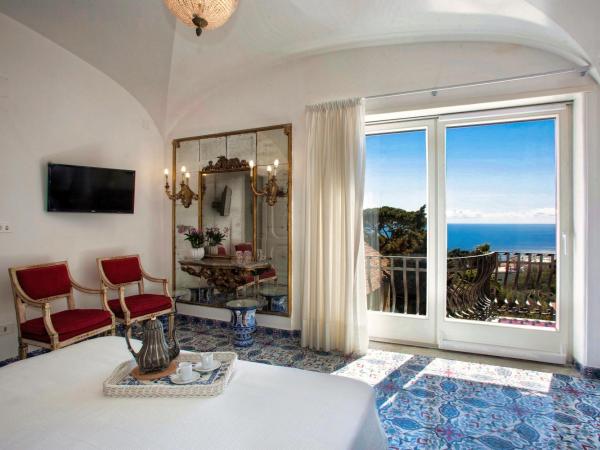 Villa Silia : photo 6 de la chambre suite avec balcon - vue sur mer