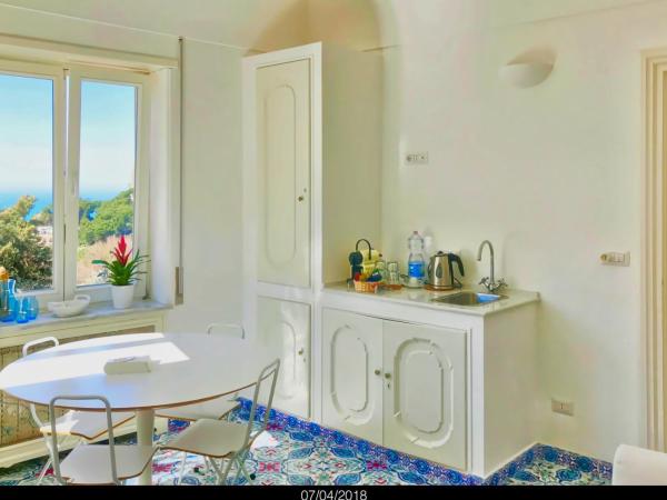 Villa Silia : photo 8 de la chambre suite avec balcon - vue sur mer