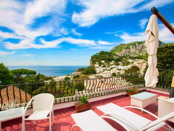 Villa Silia : photo 10 de la chambre suite avec balcon - vue sur mer