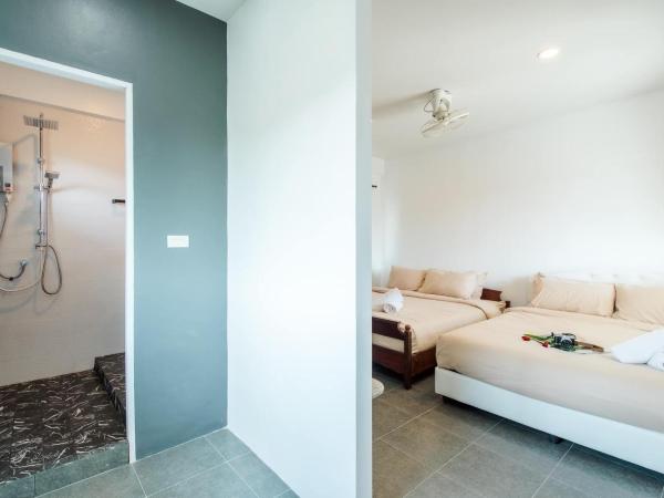 Beach Block No.5 at Huahin Beach : photo 5 de la chambre chambre familiale - vue sur mer