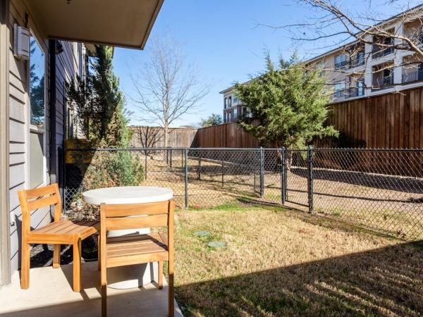 Kasa Love Field-Medical District Dallas : photo 3 de la chambre studio (enregistrement autonome avec réception virtuelle)