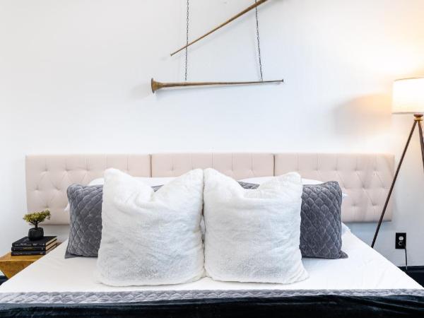 Saint Philip Residence : photo 7 de la chambre suite avec balcon