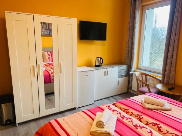 M&M Hotel - Wilhelmsburg : photo 3 de la chambre chambre double