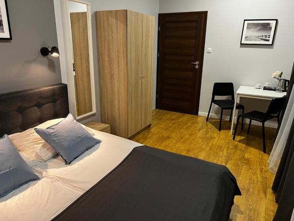 Przystanek Sopot Plaża : photo 2 de la chambre petite chambre double