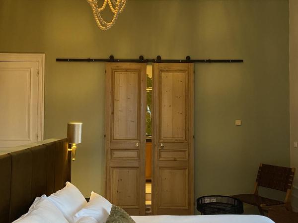 La Villa Barbieux : photo 6 de la chambre chambre double avec salle de bains privative