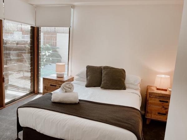 Byron Butter Factory Apartments : photo 7 de la chambre three-bedroom apartment with pool view - butter factory #1