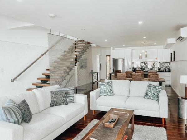 Byron Butter Factory Apartments : photo 2 de la chambre three-bedroom apartment with pool view - butter factory #1