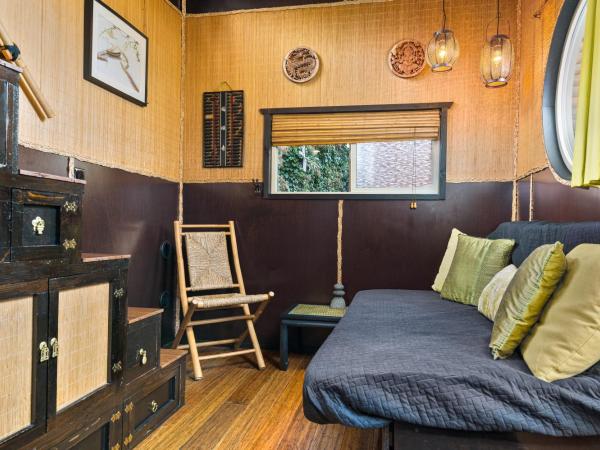 Tiny Digs - Hotel of Tiny Houses : photo 9 de la chambre studio lit queen-size de luxe 