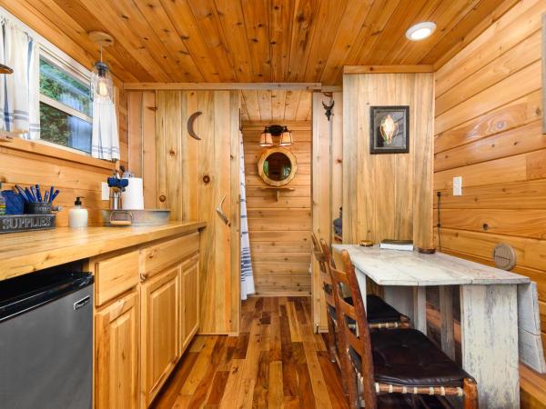 Tiny Digs - Hotel of Tiny Houses : photo 3 de la chambre studio lit queen-size de luxe 