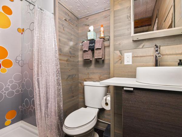 Tiny Digs - Hotel of Tiny Houses : photo 4 de la chambre studio lit queen-size de luxe 