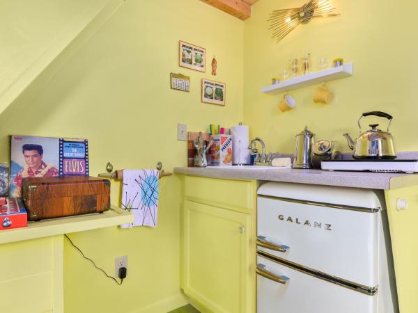 Tiny Digs - Hotel of Tiny Houses : photo 9 de la chambre studio lit queen-size de luxe 