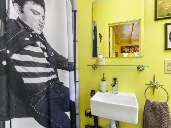 Tiny Digs - Hotel of Tiny Houses : photo 10 de la chambre studio lit queen-size de luxe 