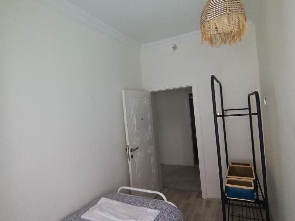 Deeps Hostel Ankara 2 : photo 1 de la chambre chambre simple avec salle de bains
