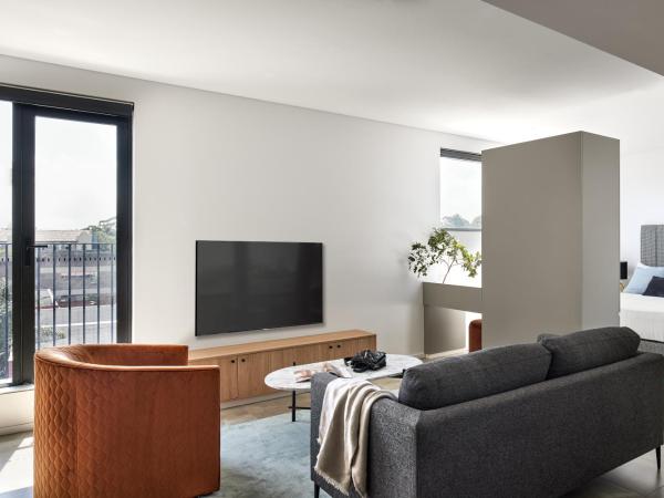 Punthill Parramatta : photo 7 de la chambre executive one bedroom apartment – open plan