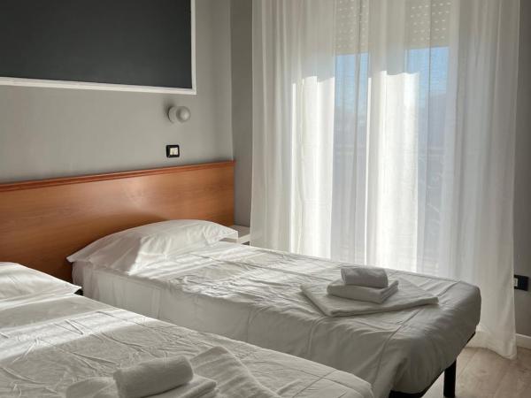 Hotel Stella D'Italia : photo 1 de la chambre chambre double ou lits jumeaux standard
