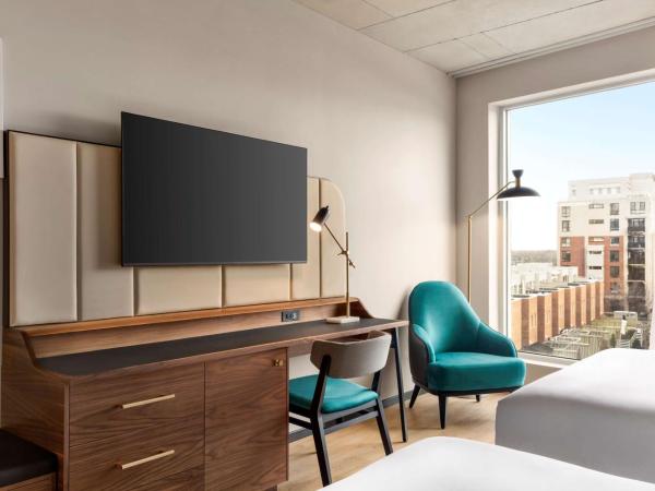 Hyatt Centric Montreal : photo 3 de la chambre chambre avec 2 grands lits queen-size 