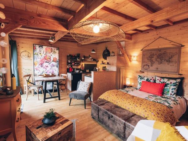 La cabane du bon chemin ,spa : photo 1 de la chambre chambre double