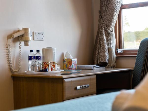 Tollyrose Country House : photo 4 de la chambre chambre double - accessible aux personnes à mobilité réduite