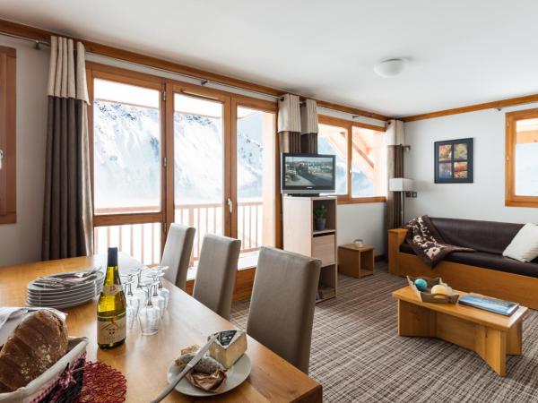 Lagrange Vacances Les Balcons des Aiguilles : photo 4 de la chambre appartement 1/2 chambres avec alcôve (6 adultes)