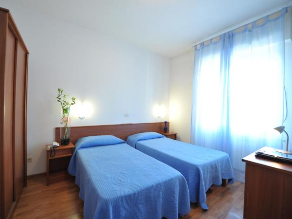 Hotel Astor : photo 5 de la chambre chambre double standard