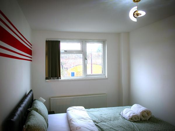 Rostron House : photo 4 de la chambre chambre double standard avec salle de bains commune